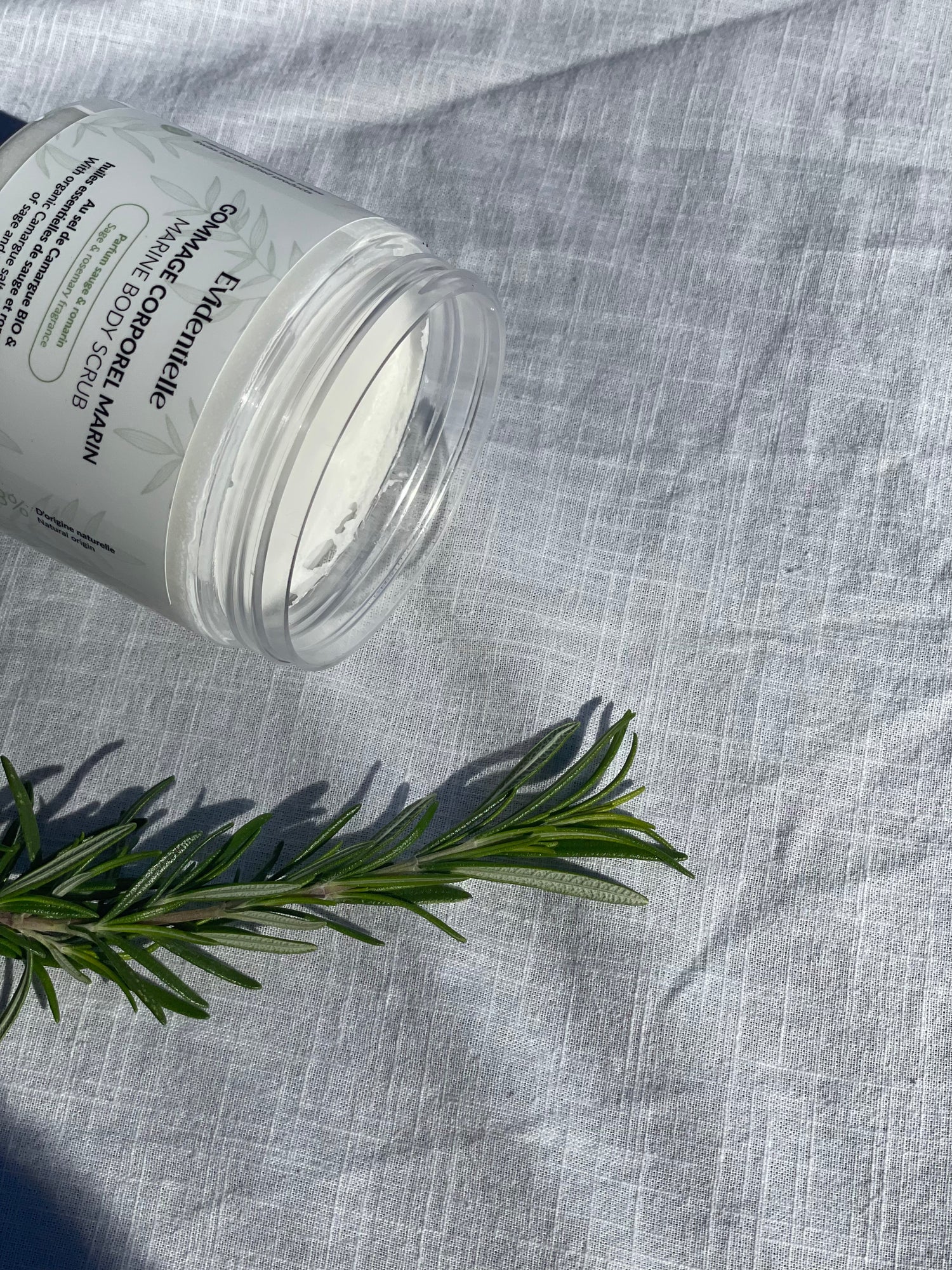Marine body scrub